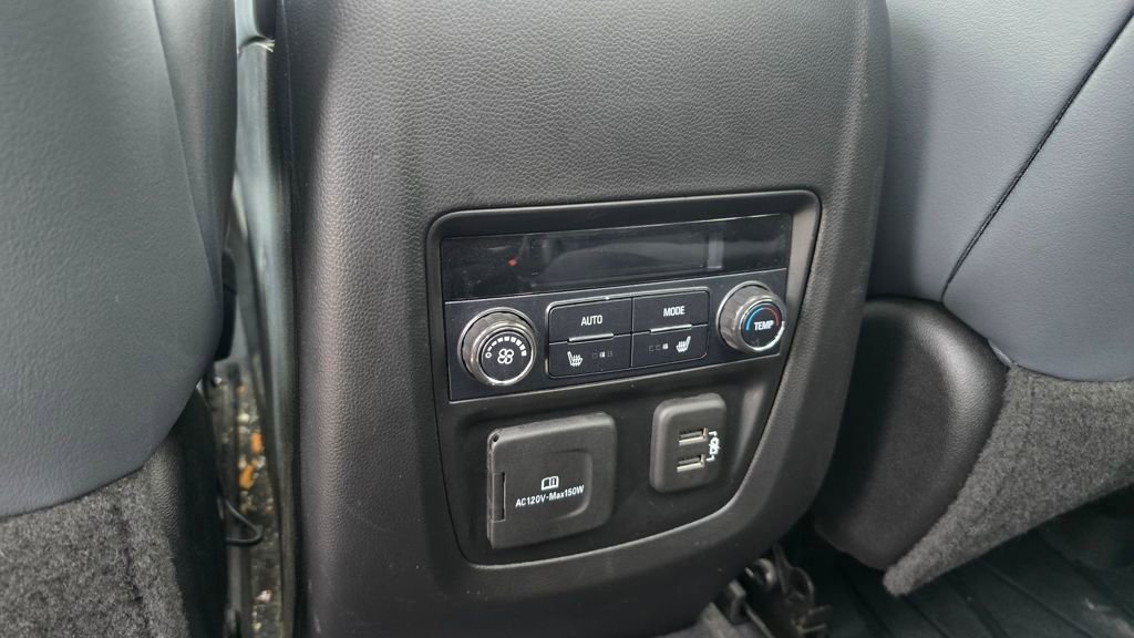 Used 2020 Buick Enclave Premium w/ Sun and Sites Package image 10