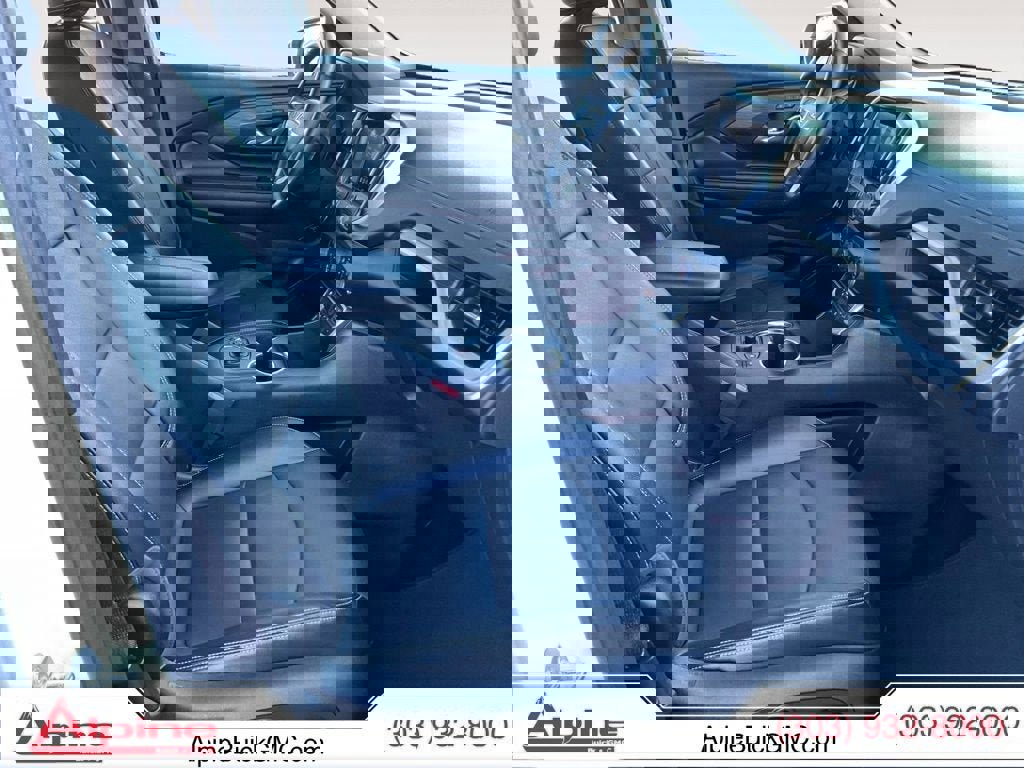 Used 2023 GMC Terrain SLT image 15