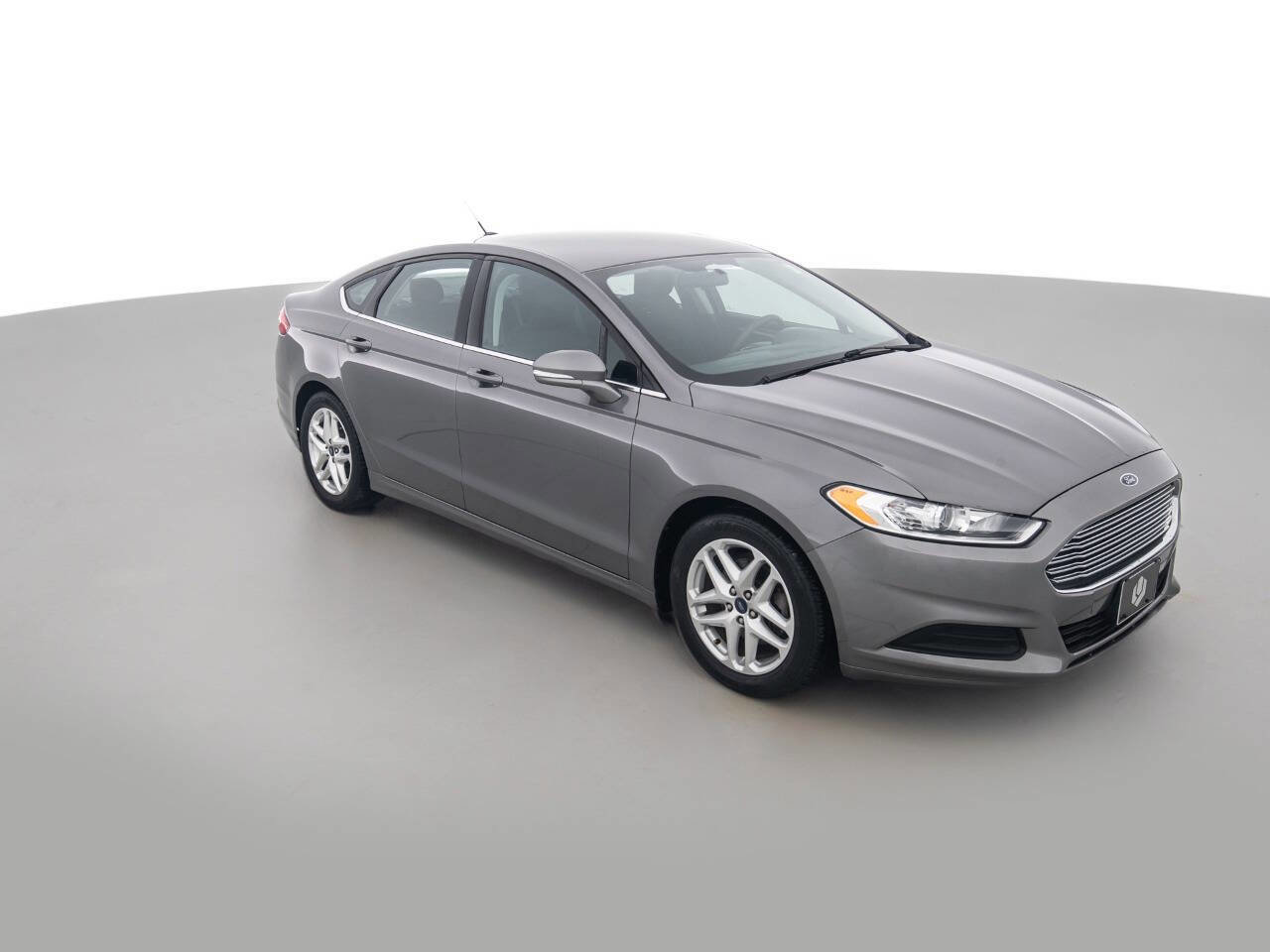 Used 2013 Ford Fusion SE image 3