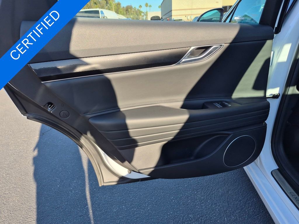 Used 2026 Genesis G80 2.5T image 19