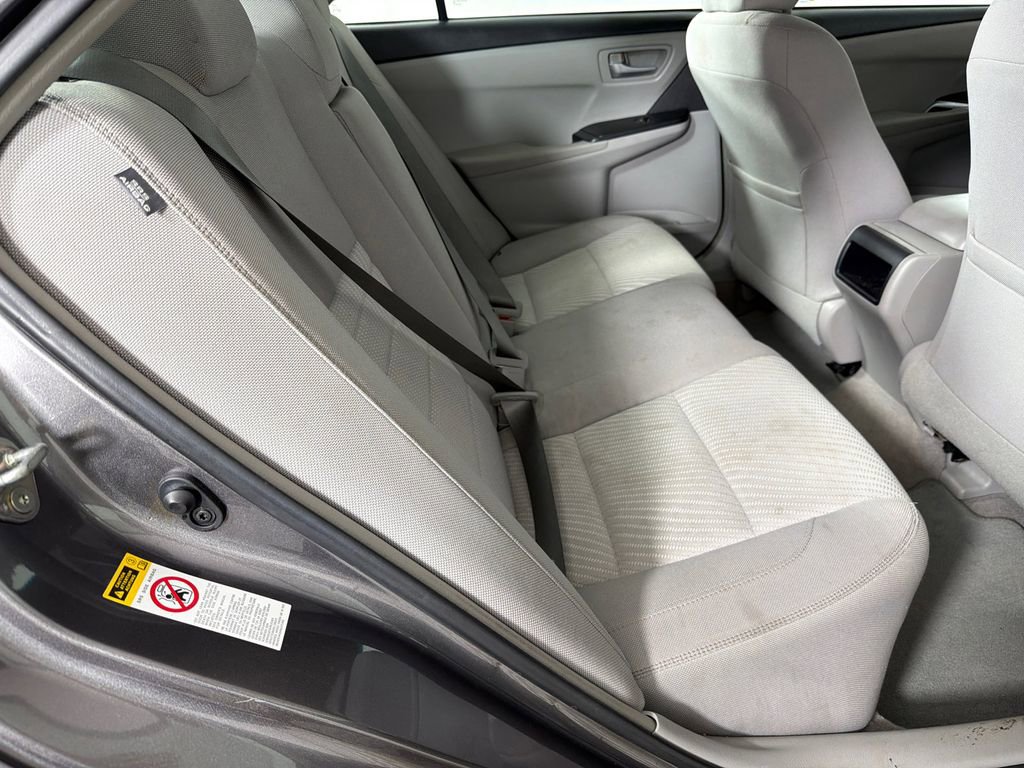 Used 2017 Toyota Camry LE image 15