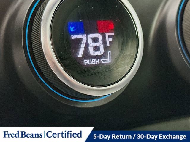 Used 2020 Jaguar E-PACE SE image 22