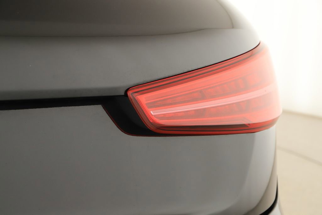 Used 2018 Audi Q3 2.0T Premium w/ Convenience Package image 30