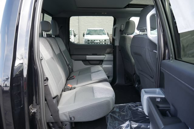 New 2026 Ford F350 XLT w/ XLT Premium Package AWD/4WD image 25
