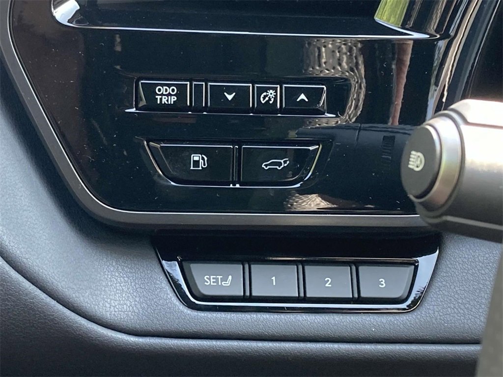 New 2025 Lexus TX 500h AWD image 17