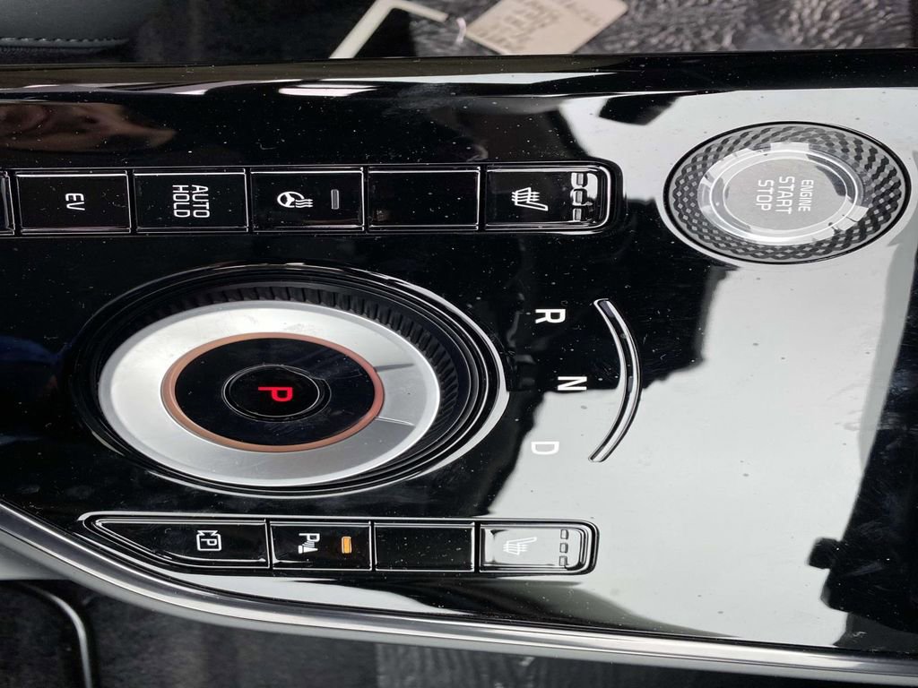 New 2025 Kia Niro EX w/ EX Cold Weather Package image 10