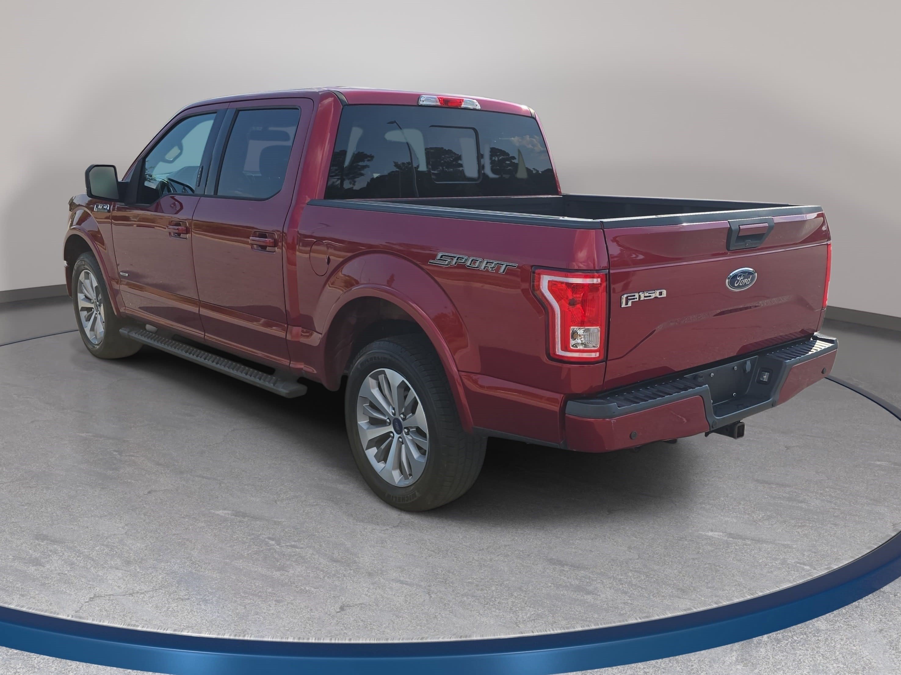 Used 2015 Ford F150 XLT w/ Equipment Group 302A Luxury RWD image 7