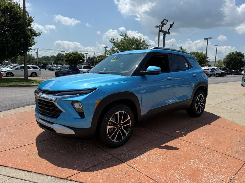 New 2026 Chevrolet TrailBlazer LT FWD image 3