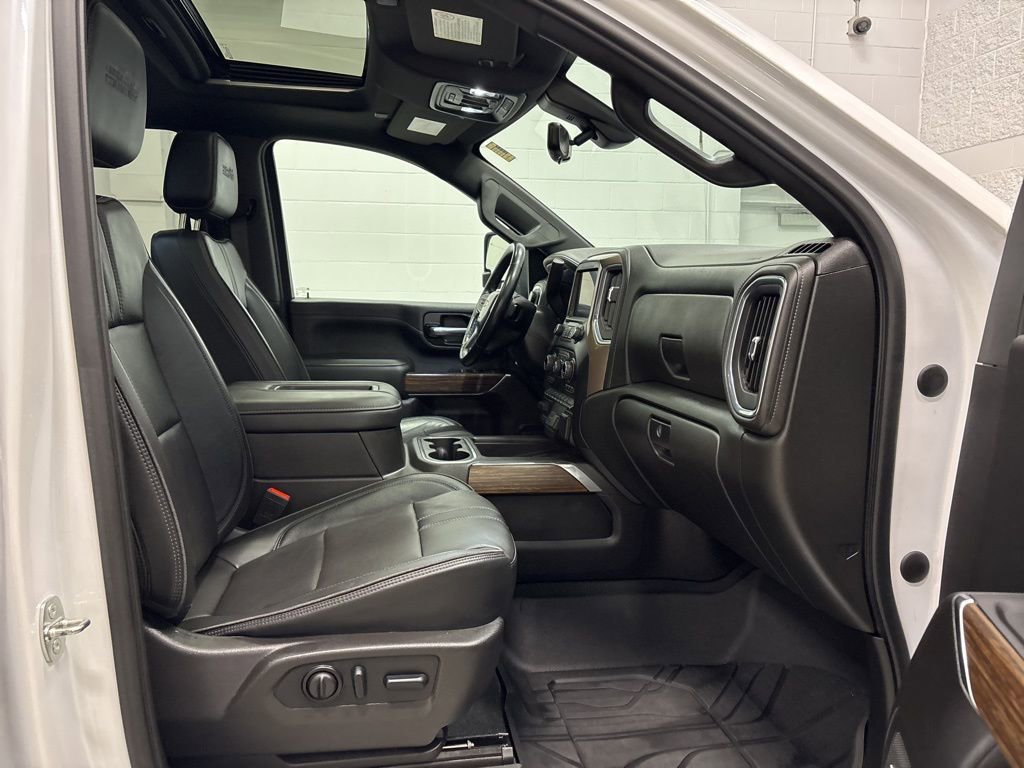 Used 2022 Chevrolet Silverado 3500 High Country w/ Z71 Off-Road Package AWD/4WD image 36