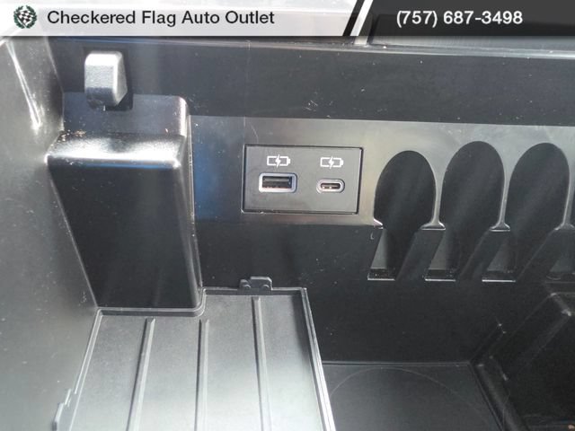 Used 2023 Toyota Tundra Platinum AWD/4WD image 39