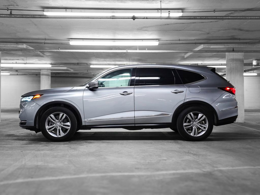 Used 2025 Acura MDX SH-AWD image 13