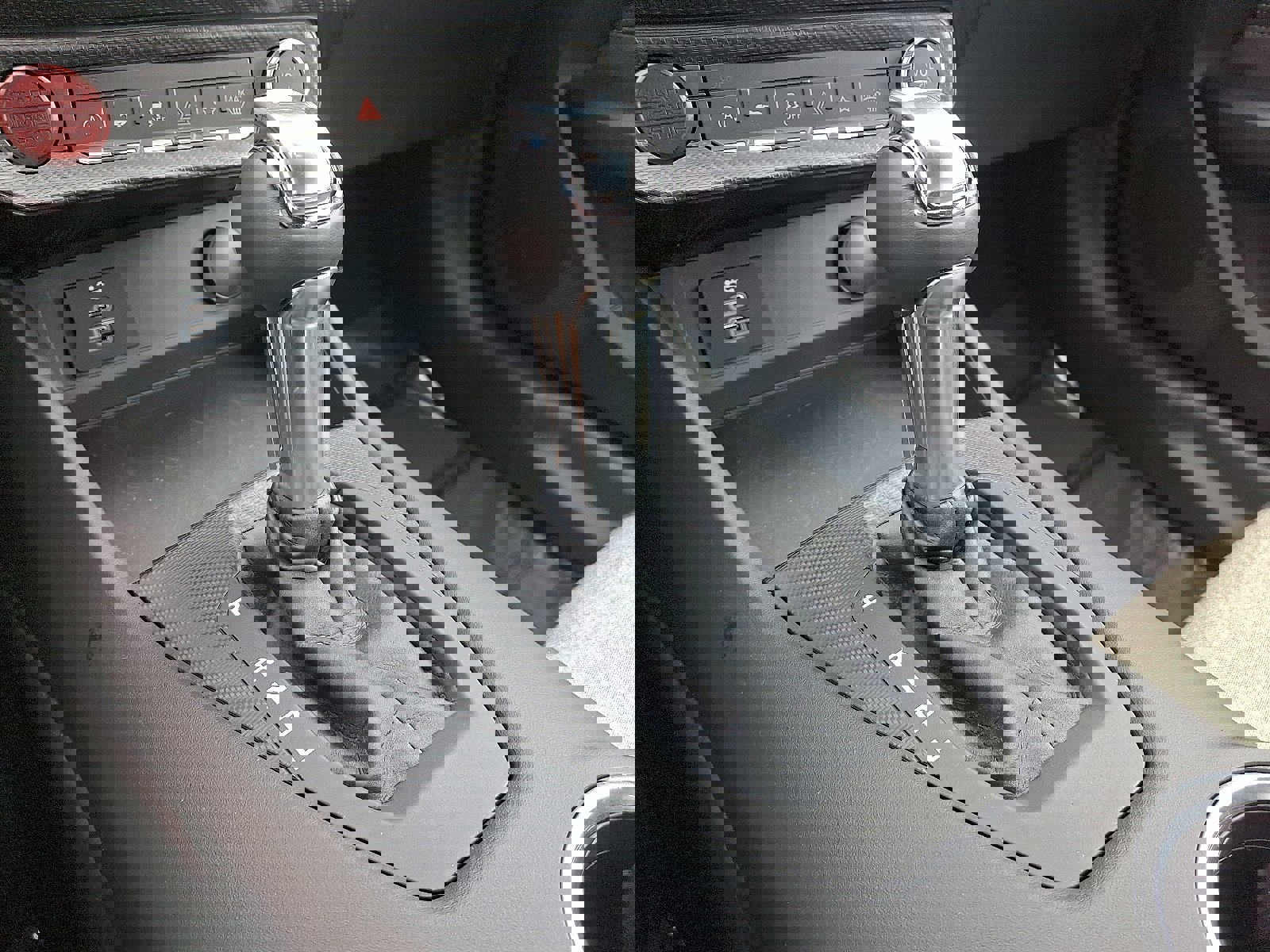 Certified 2025 Ford Mustang Coupe image 14