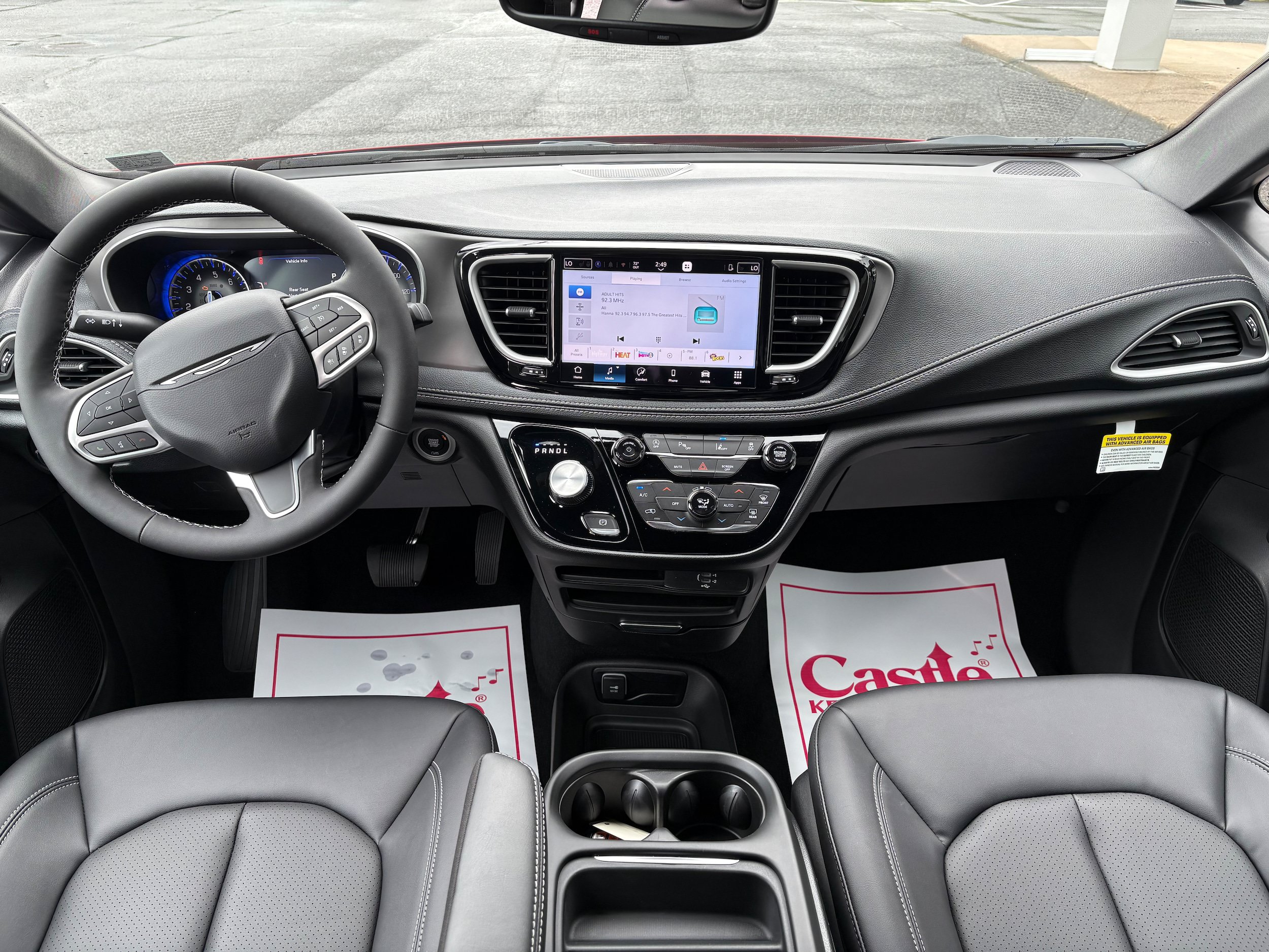 New 2027 Chrysler Pacifica Select AWD/4WD image 15