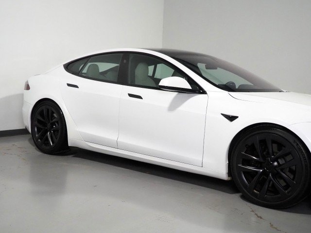 Used 2021 Tesla Model S Plaid image 52
