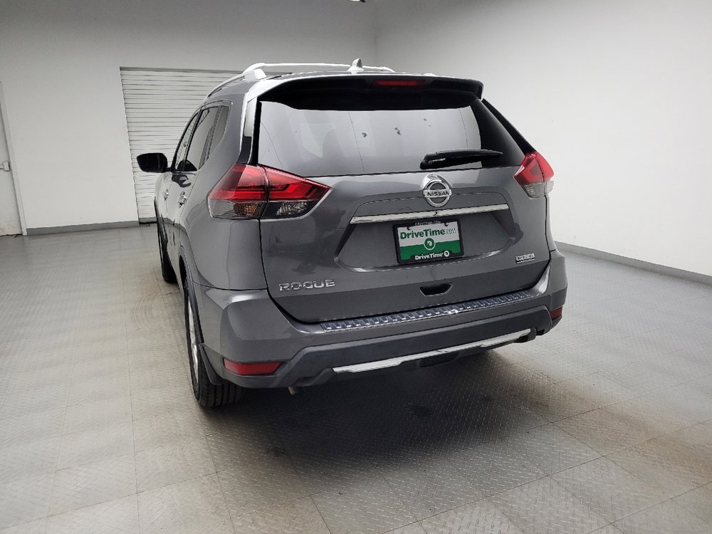 Used 2019 Nissan Rogue S w/ Special Edition Package image 6