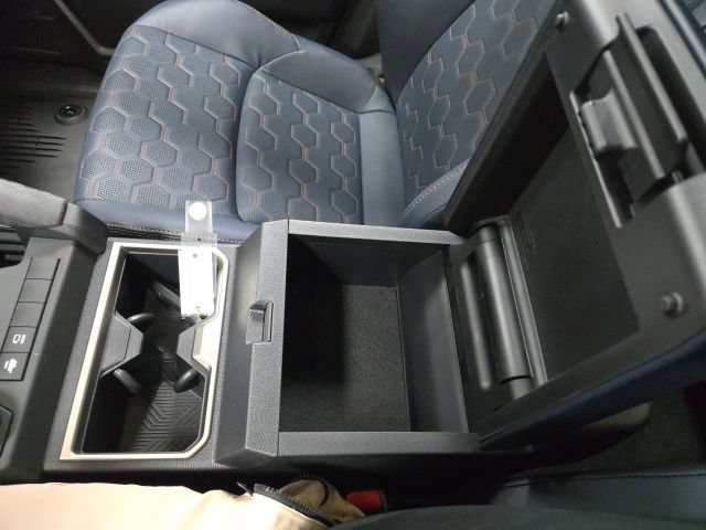 New 2026 Toyota 4Runner Platinum AWD/4WD image 30