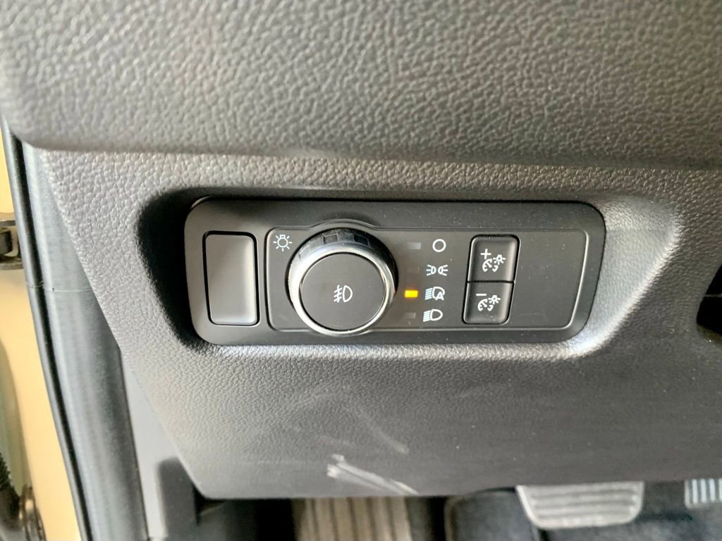 Used 2025 Ford Ranger XLT w/ Trailer Tow Package image 28