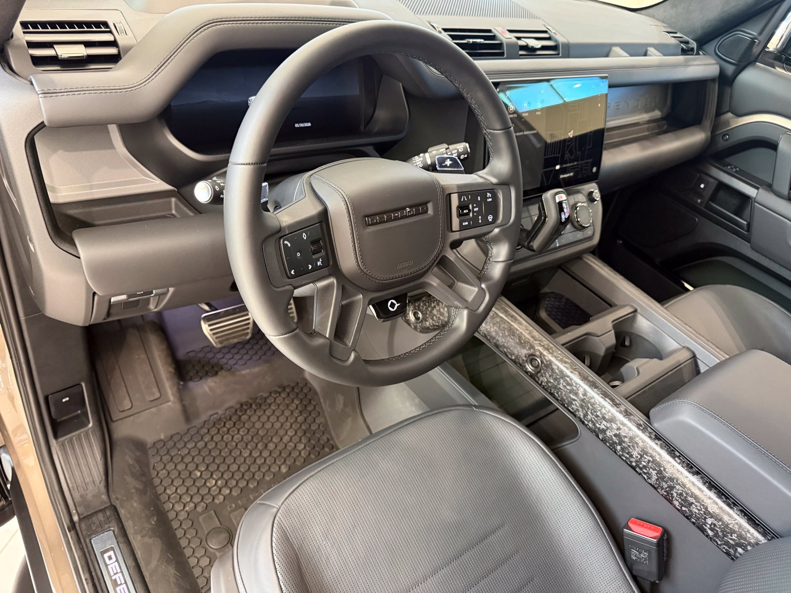 New 2026 Land Rover Defender 110 OCTA AWD/4WD image 14