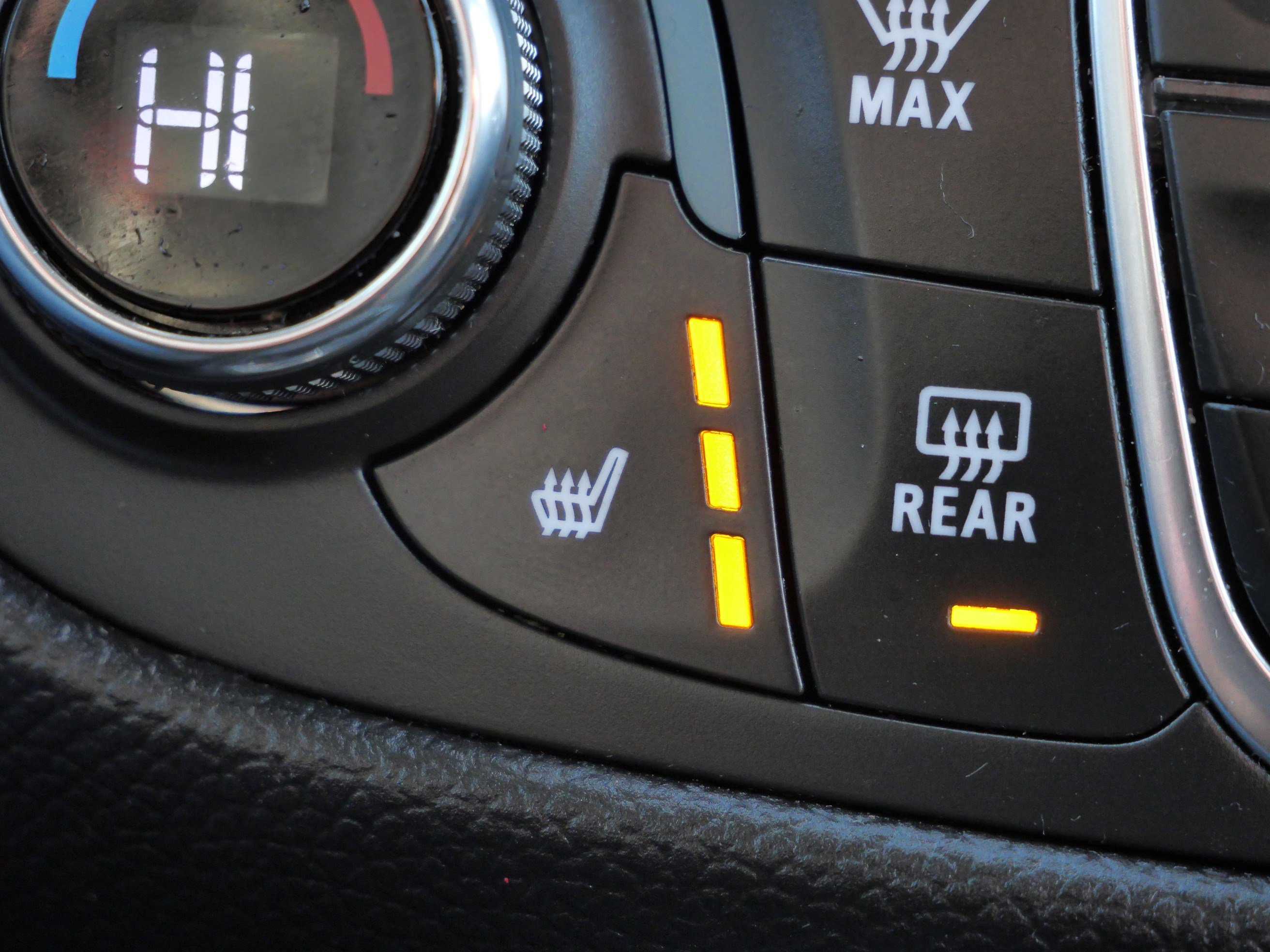 Used 2022 Chevrolet Equinox LT image 29