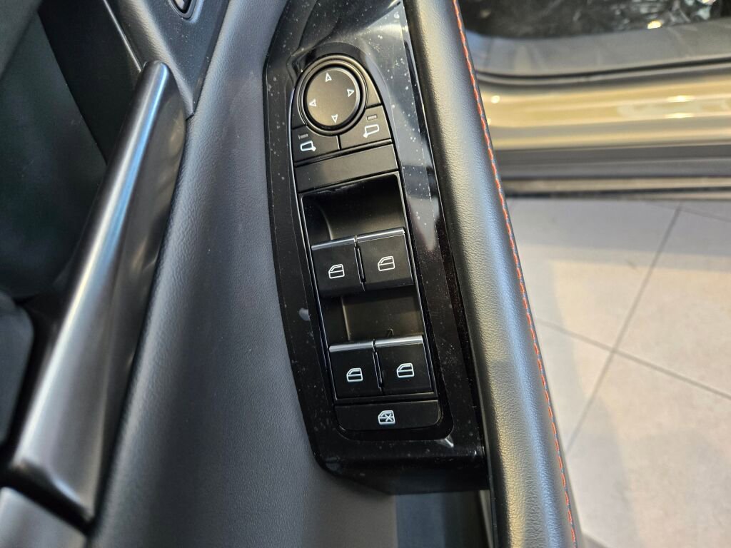 New 2025 MAZDA CX-30 Carbon image 21