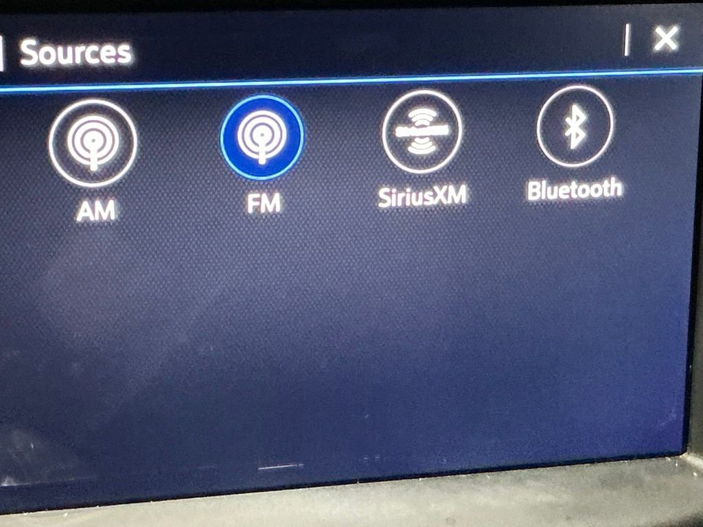 Used 2023 Chevrolet Silverado 1500 Custom image 8