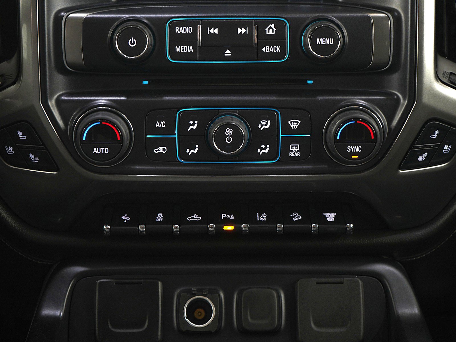 Used 2019 Chevrolet Silverado 3500 LTZ w/ Duramax Plus Package AWD/4WD image 19