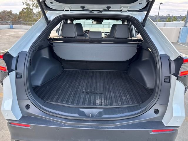 Used 2025 Toyota bZ4X XLE image 27