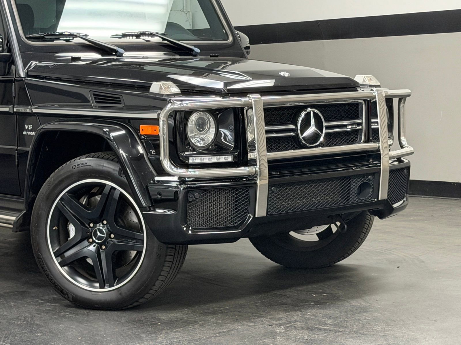 Used 2017 Mercedes-Benz G 63 AMG 4MATIC image 3
