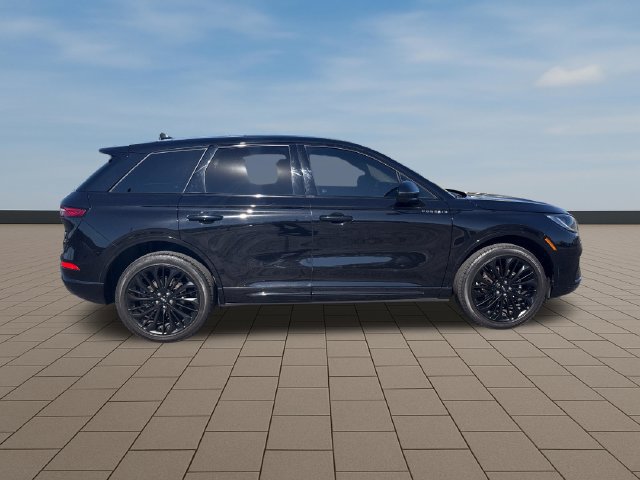 Certified 2024 Lincoln Corsair AWD w/ Equipment Group 101A image 8