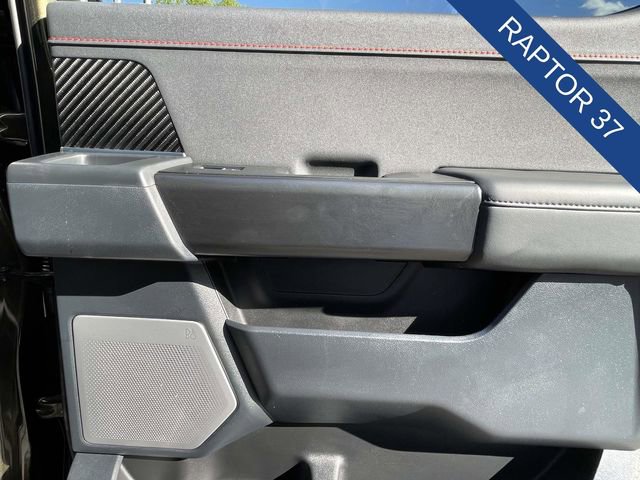 Used 2025 Ford F150 Raptor AWD/4WD image 29