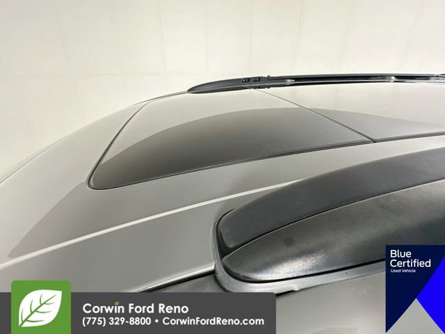Used 2023 Chrysler Pacifica Limited FWD image 26