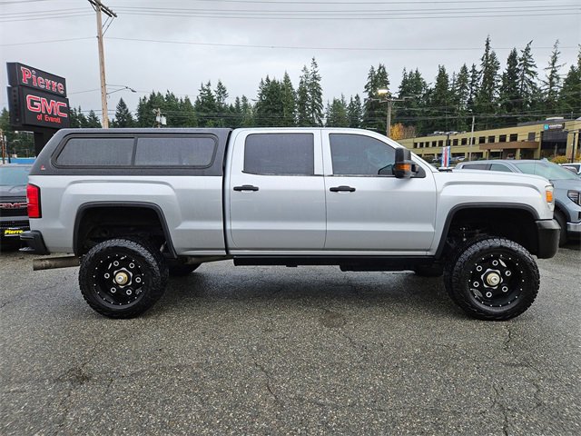 Used 2015 GMC Sierra 2500 SLE image 2