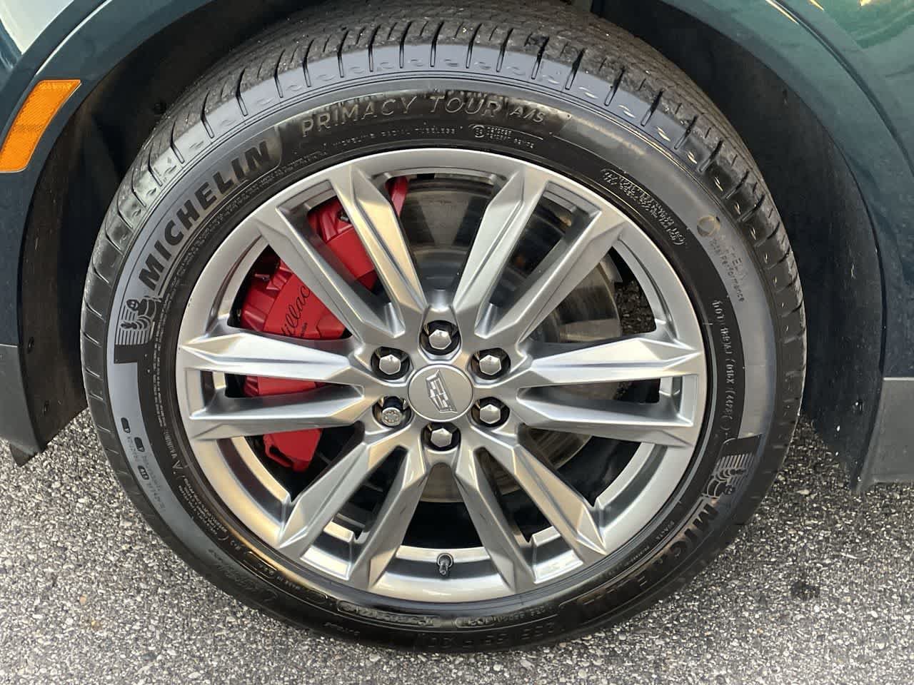 Certified 2024 Cadillac XT5 Sportv AWD/4WD image 38