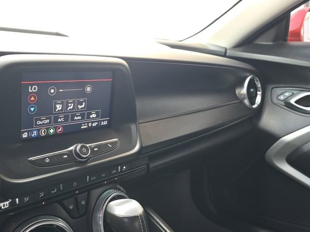 Used 2022 Chevrolet Camaro LT image 18