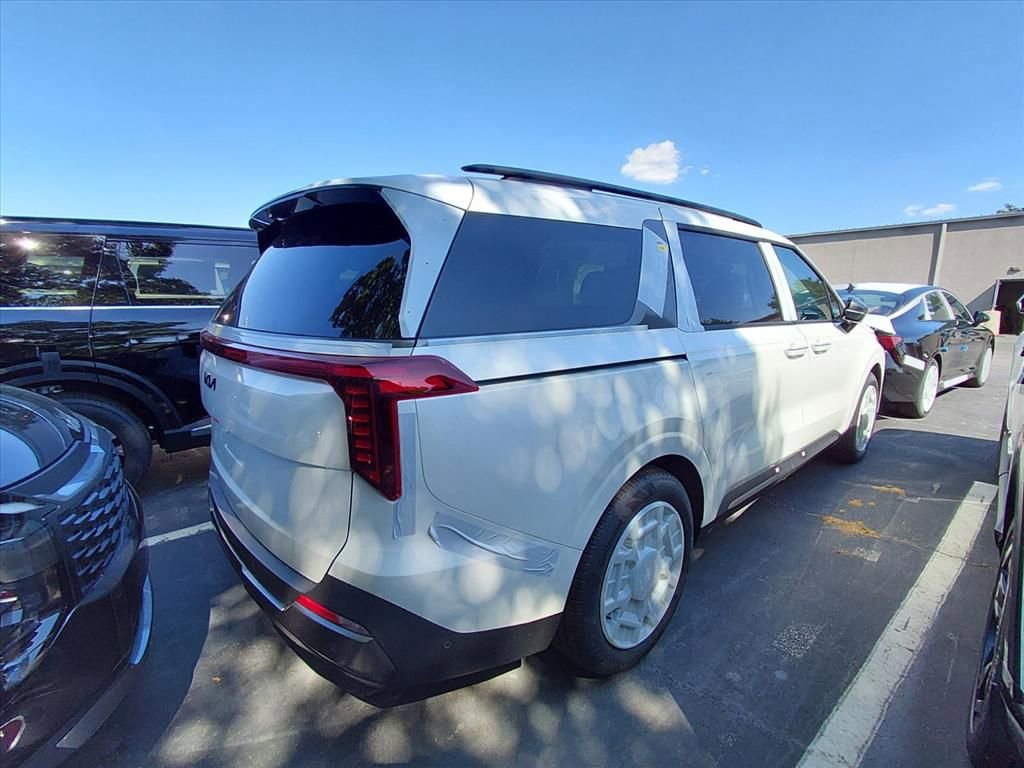 New 2026 Kia Carnival SX Prestige FWD image 6