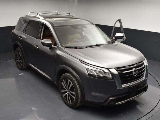 Used 2023 Nissan Pathfinder Platinum AWD/4WD image 42