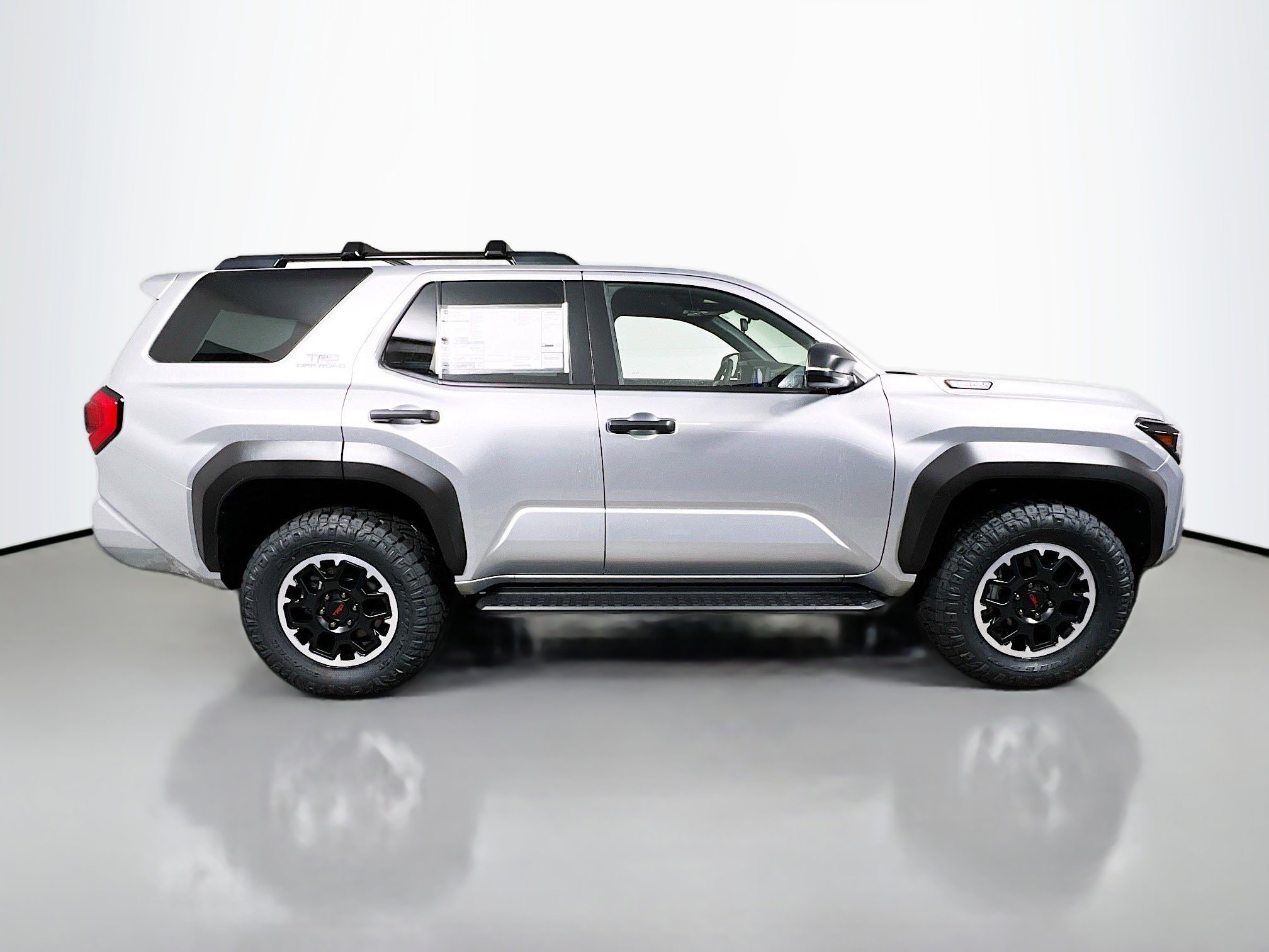 Used 2025 Toyota 4Runner TRD Off-Road AWD/4WD image 3