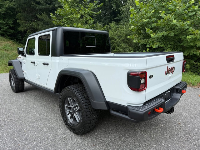 New 2025 Jeep Gladiator Mojave w/ Steel Bumper Group image 10