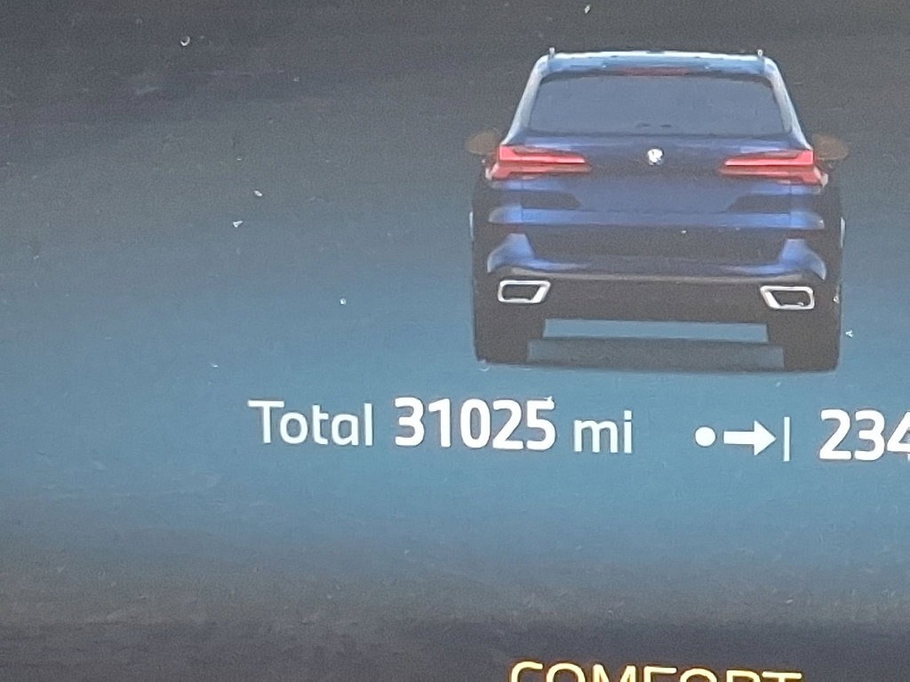 Used 2024 BMW X5 xDrive40i w/ M Sport Package image 42