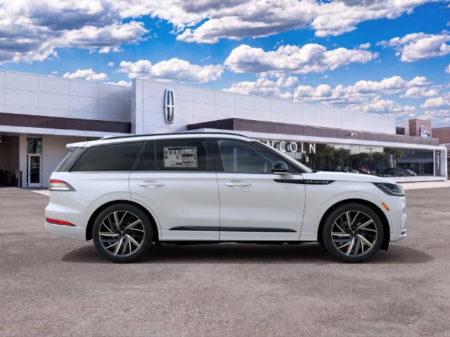 New 2027 Lincoln Aviator Black Label w/ Jet Appearance Package AWD/4WD image 5
