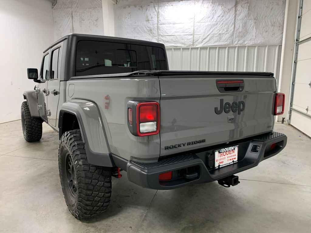 Used 2023 Jeep Gladiator Sport AWD/4WD image 5