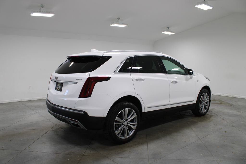 Used 2024 Cadillac XT5 Premium Luxury FWD image 9