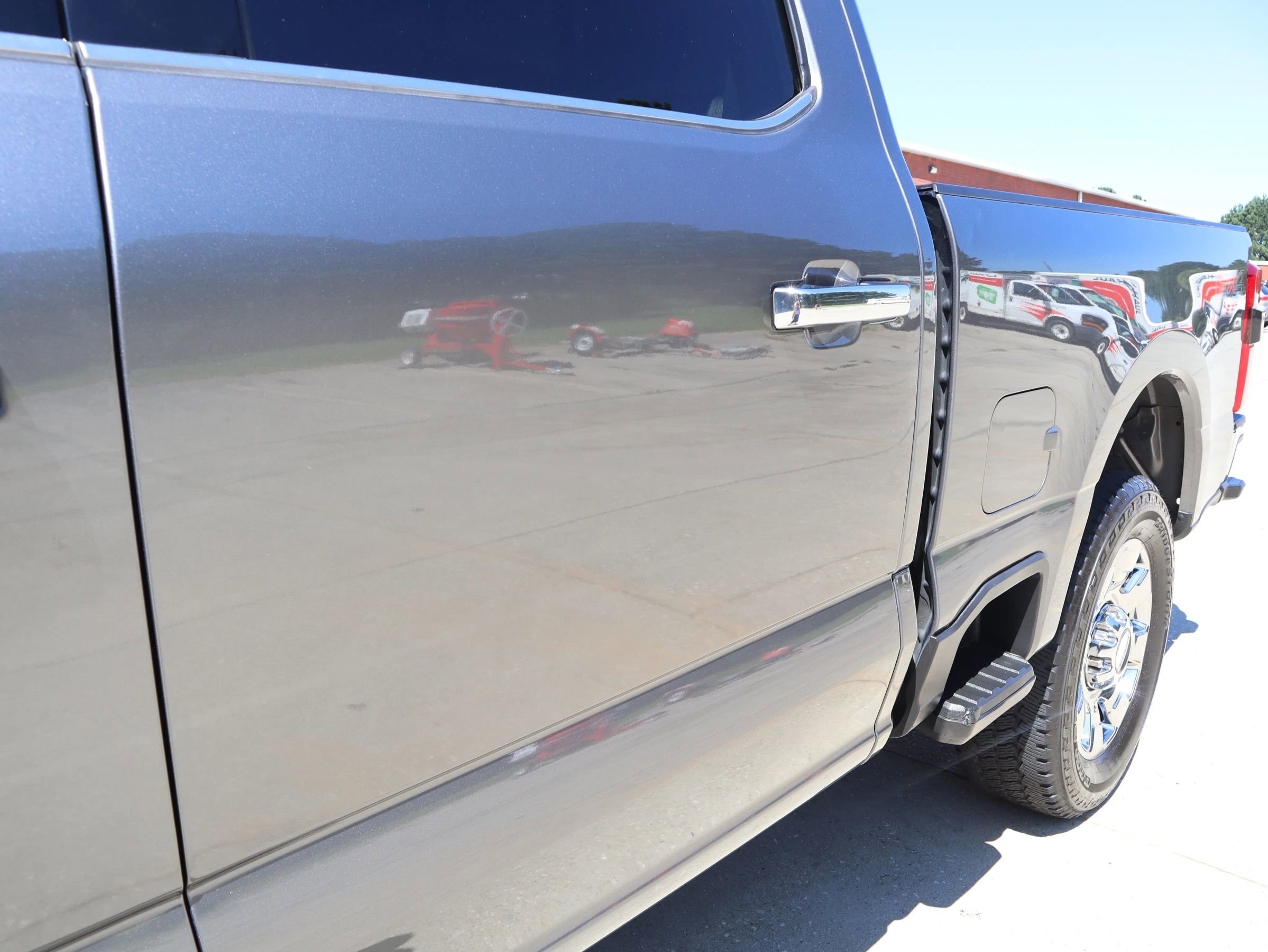 Used 2024 Ford F250 Lariat w/ Lariat Ultimate Package image 39