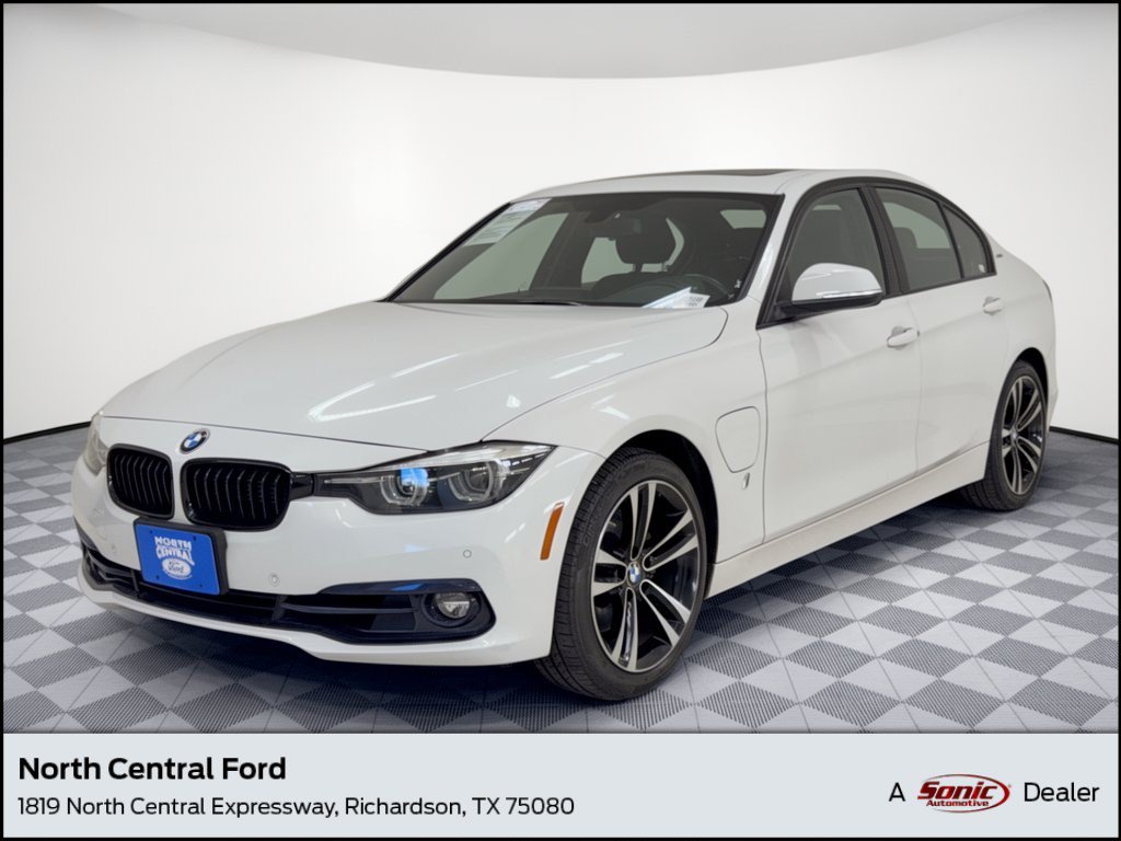 Used 2018 BMW 330e w/ Convenience Package