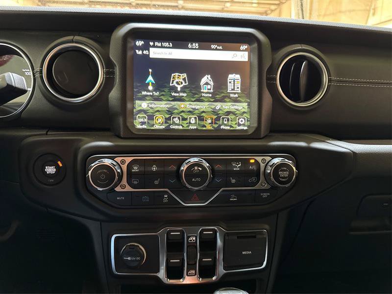 Used 2023 Jeep Wrangler Unlimited Sahara w/ Cold Weather Group AWD/4WD image 16