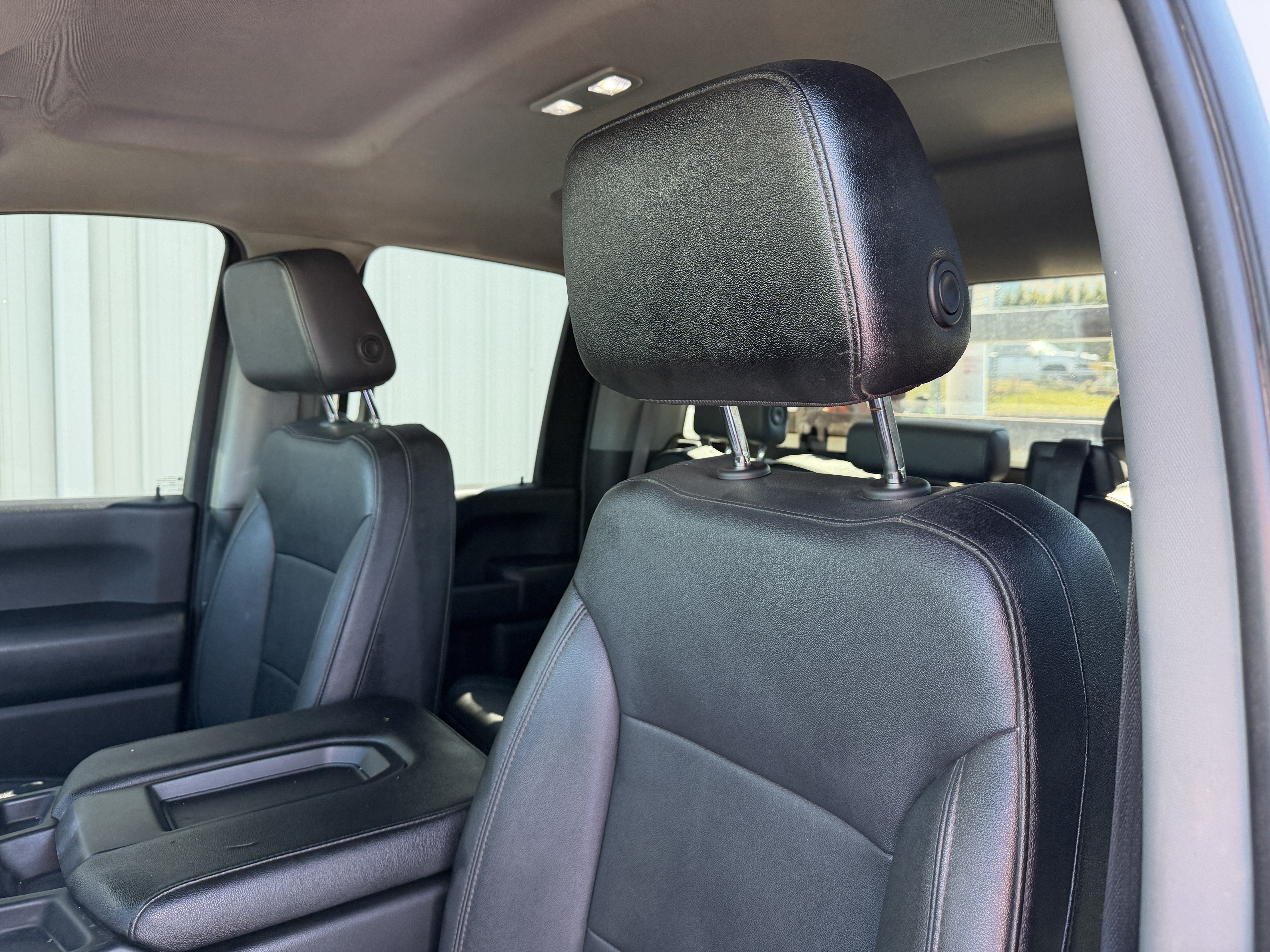 Used 2022 Chevrolet Silverado 2500 W/T w/ WT Fleet Convenience Package AWD/4WD image 19