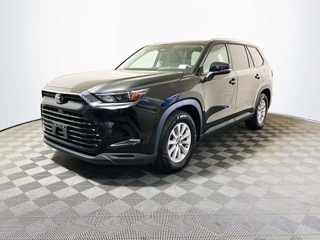 Certified 2025 Toyota Grand Highlander FWD image 4