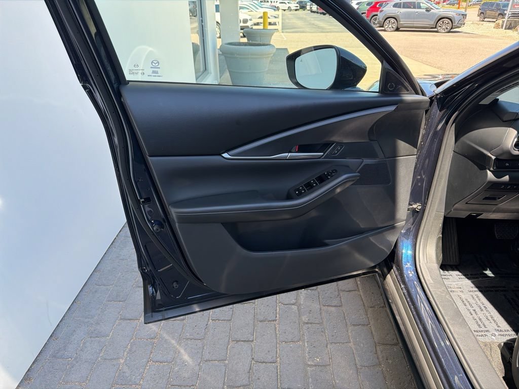 New 2026 MAZDA CX-30 AWD 2.5 S w/ Select Sport Pkg image 27