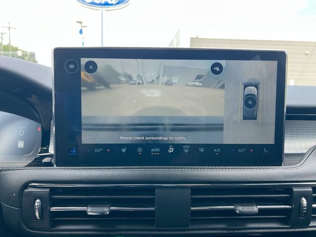 Used 2024 Lincoln Corsair AWD w/ Equipment Group 101A image 25