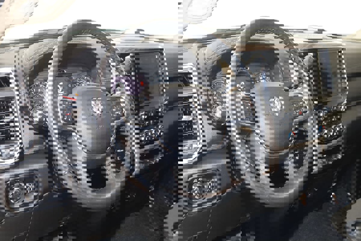 Used 2019 RAM 2500 Laramie image 6